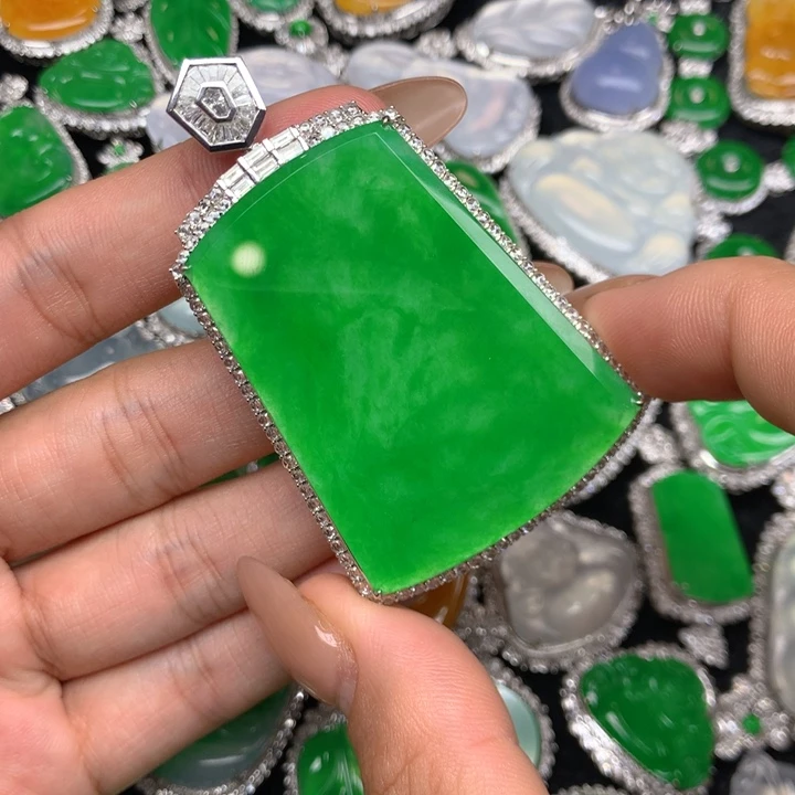 铁***柜翡翠18K金镶嵌吊坠(不含链)