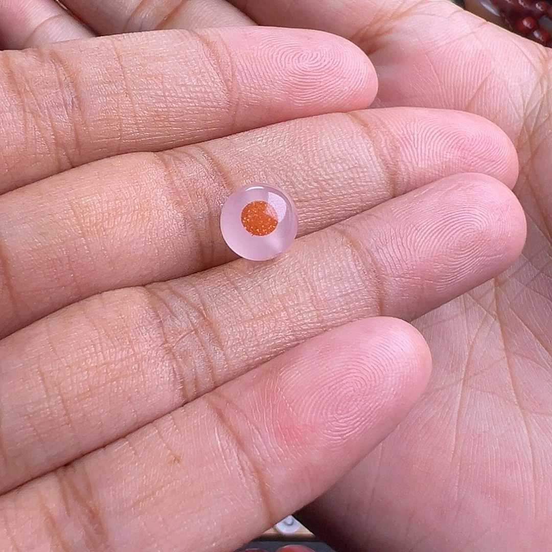 玩***恭南红玛瑙未镶嵌珠宝奇石
