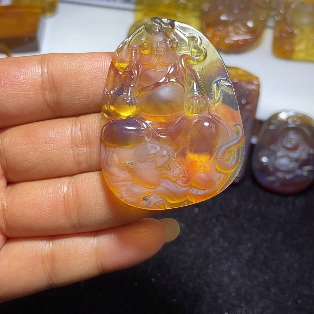 琥珀未镶嵌颈饰缅甸天然琥珀吊坠
