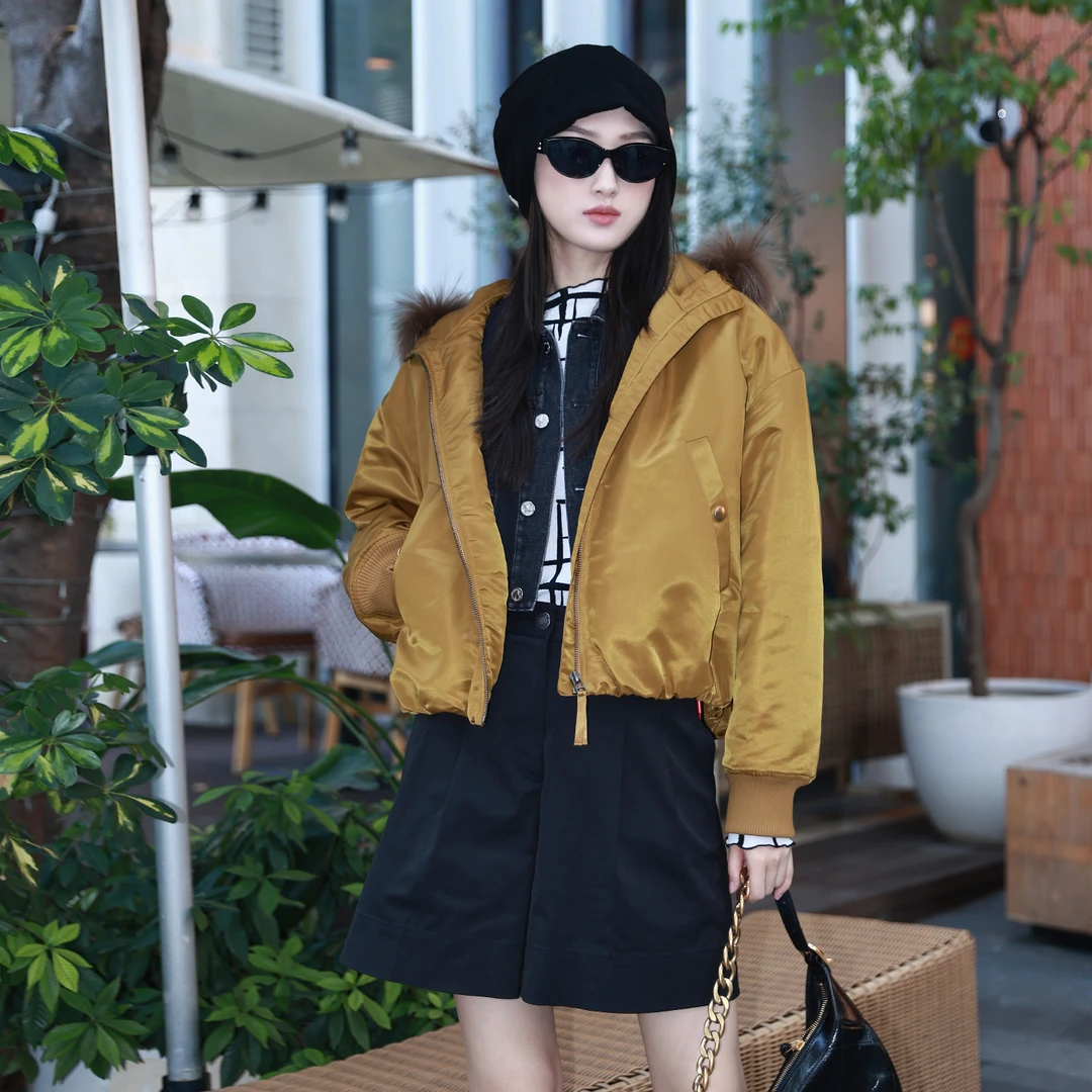 哥弟/GIRDEAR 秋冬新款宽松显瘦高级狐狸毛连帽保暖棉服女140081