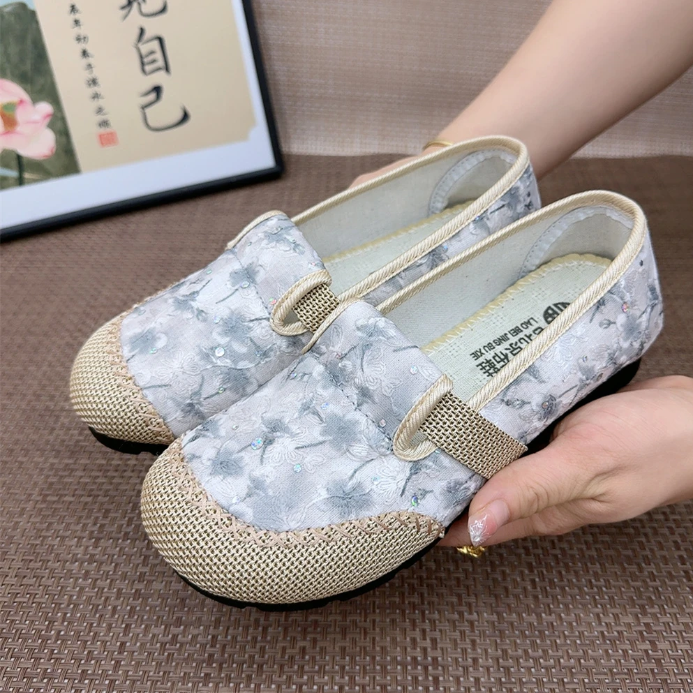 老北京布鞋女新中式民族风夏季透气浅口绣花鞋软底防滑舒适妈妈鞋