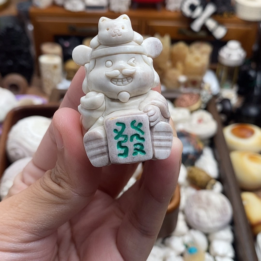 鹿骨把件c23中号财神