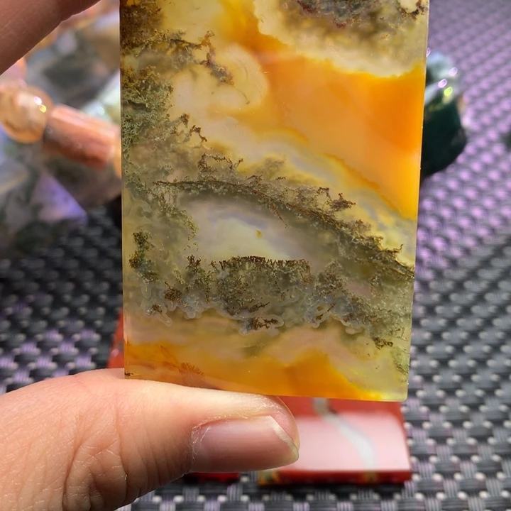 亦***凡玛瑙/玉髓未镶嵌颈饰