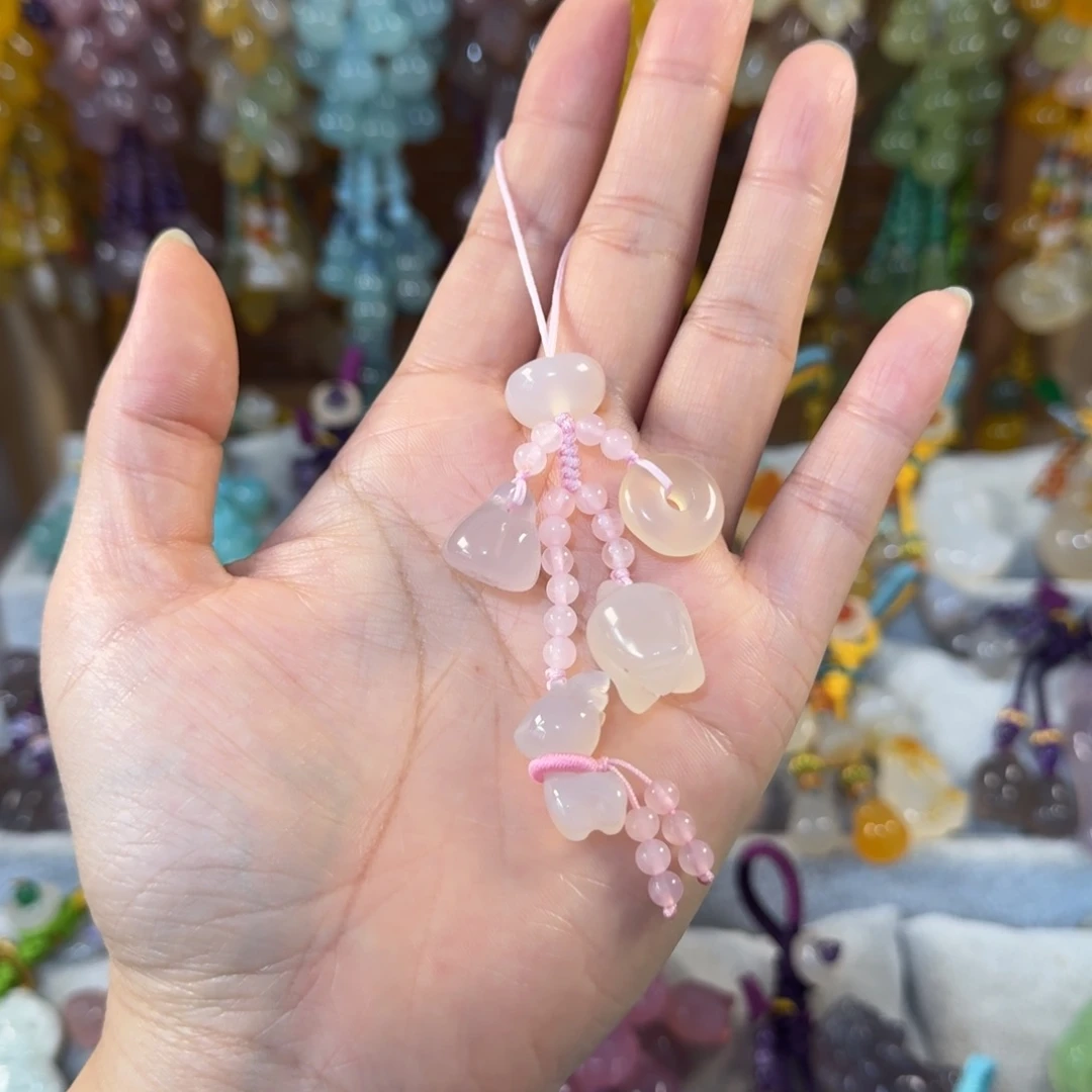 玛瑙/玉髓未镶嵌手机挂件