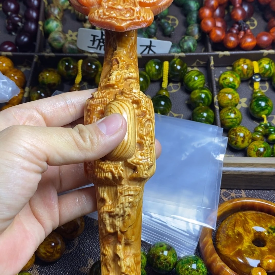 ****生木质琥珀木家居如意摆件