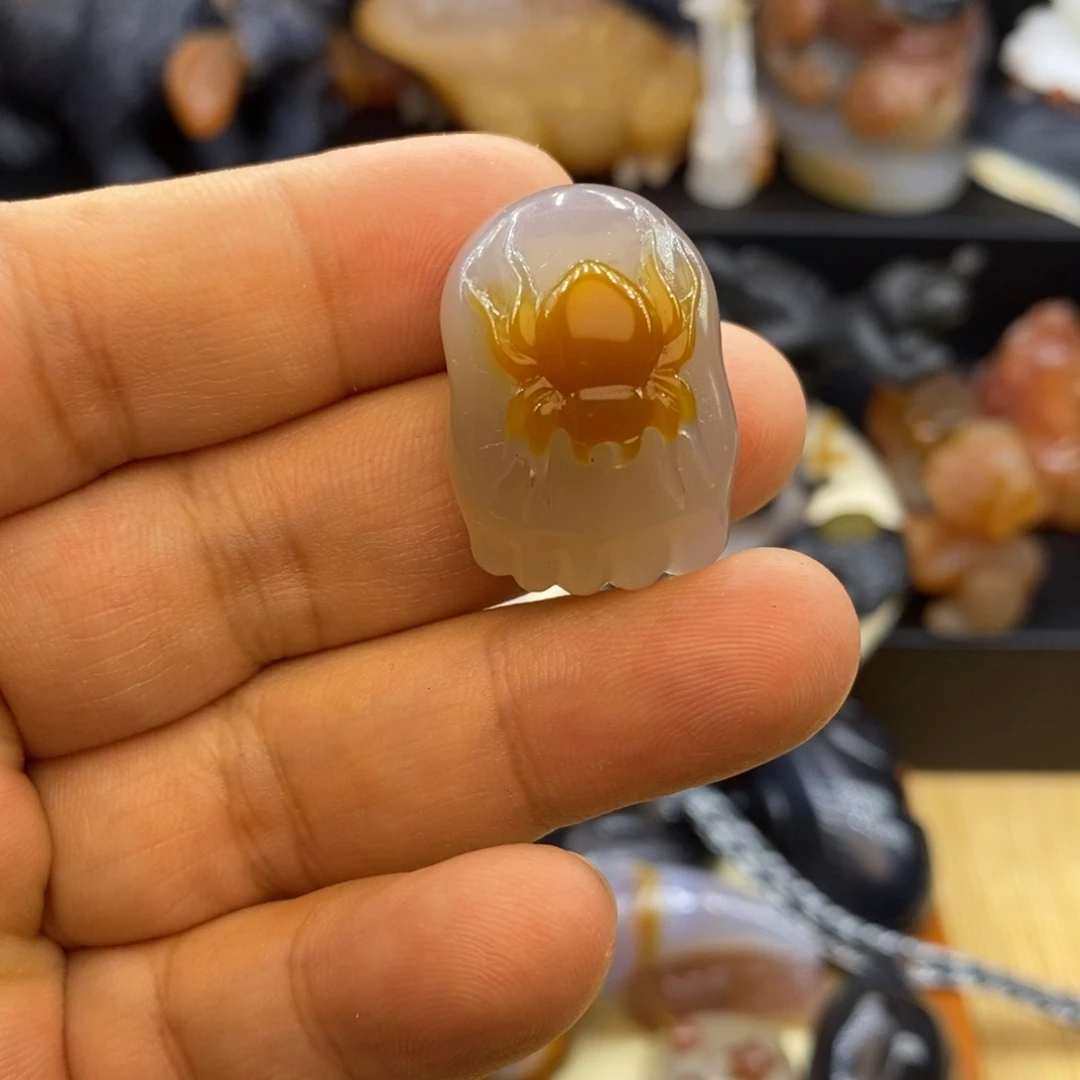 玛瑙/玉髓未镶嵌手玩摆件挂件知足常乐