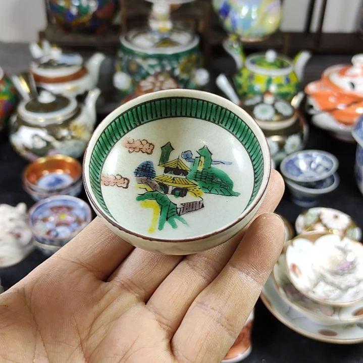 杯30包邮，偏远地区不包邮，中古品不保全新。