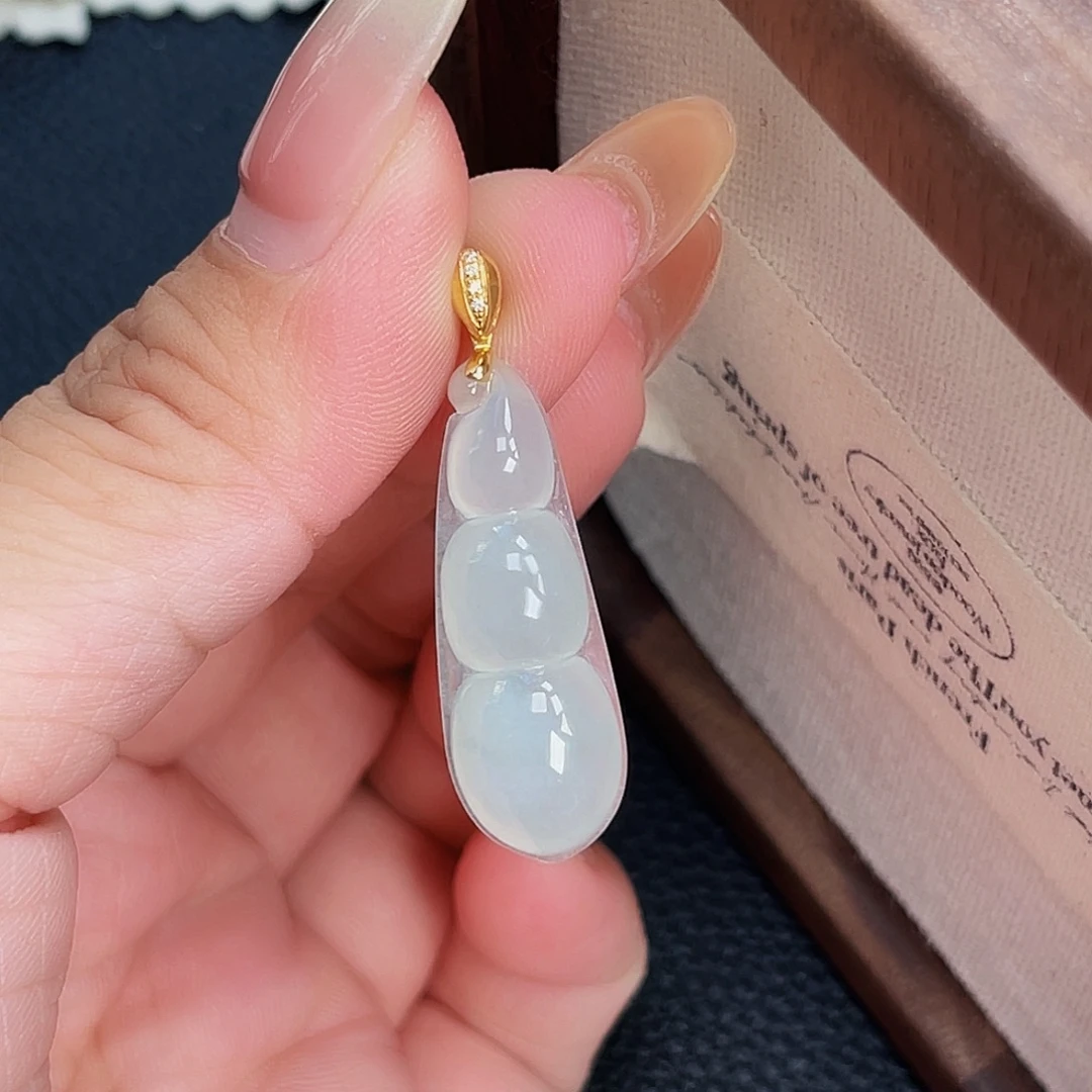 翡翠18K金镶嵌吊坠(不含链)缅料A货 中地大质检发货