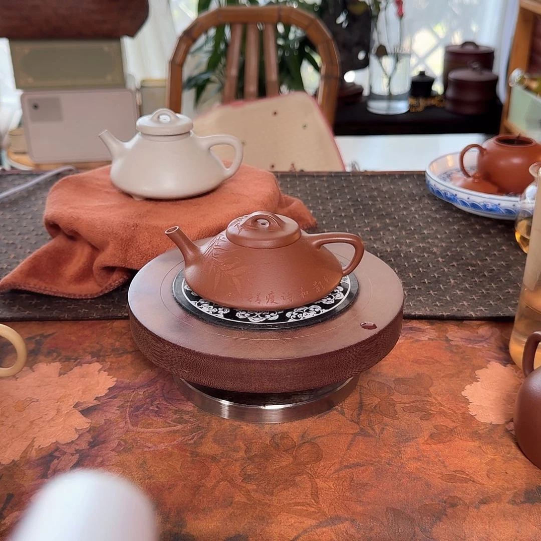 *****茶壶紫砂紫泥合瓢刻绘