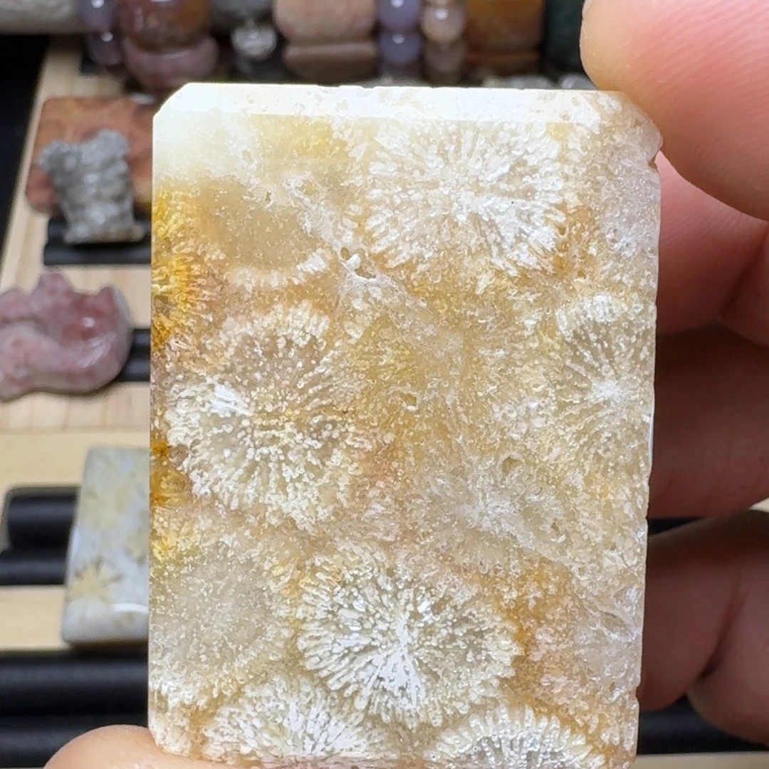 硅化玉未镶嵌纯天然色有机玉石保真色