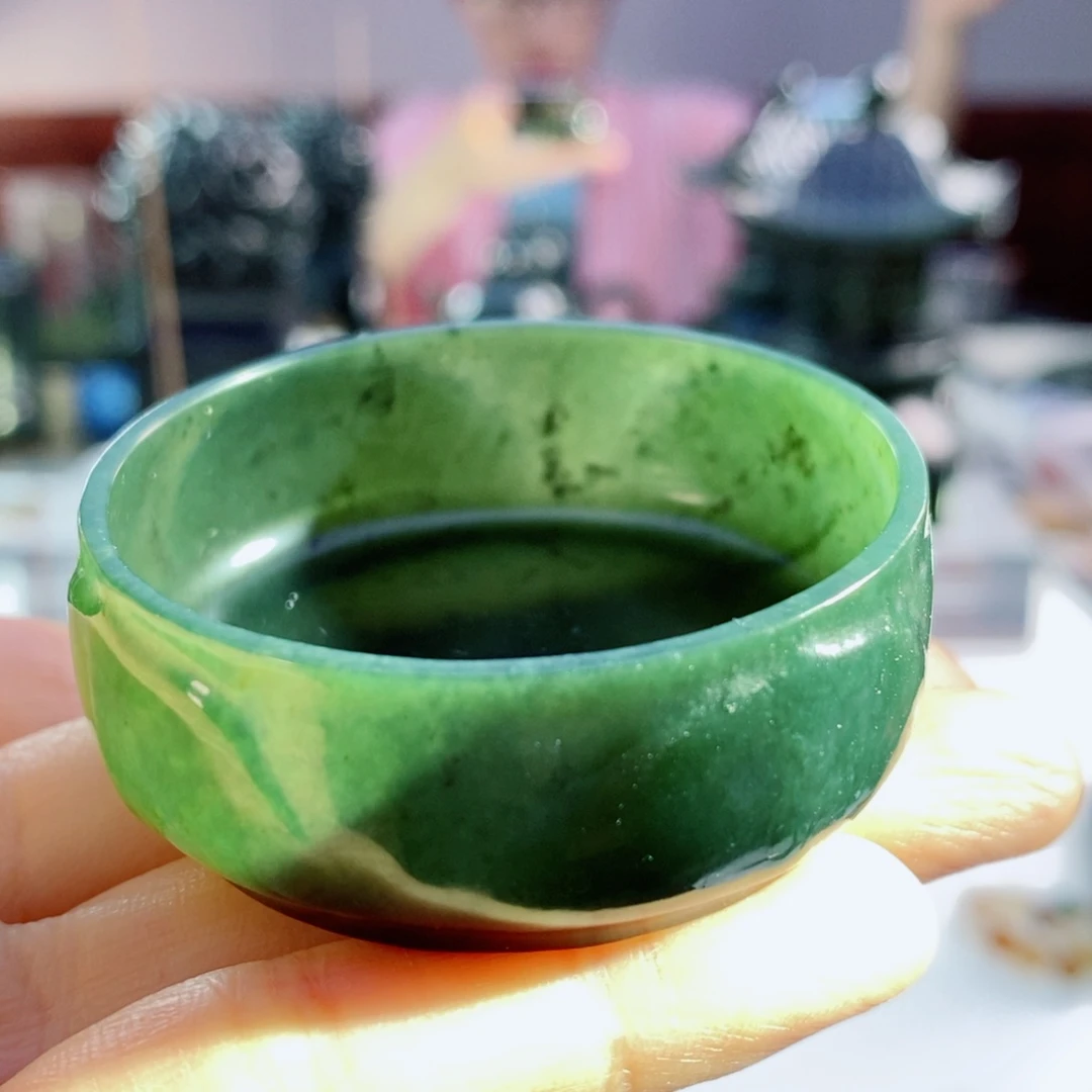 未镶嵌和田玉（青玉）摆件