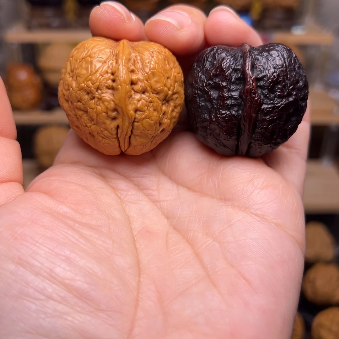 阿***拉文玩核桃把件3w阴阳峭壁元宝38尺