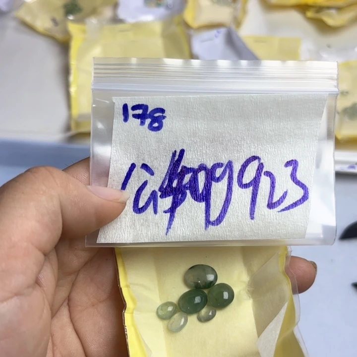 未镶嵌定制翡翠不退