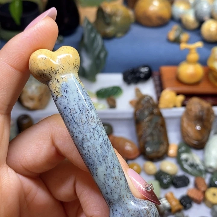 岫岩河磨玉（透闪石质玉）未镶嵌把件