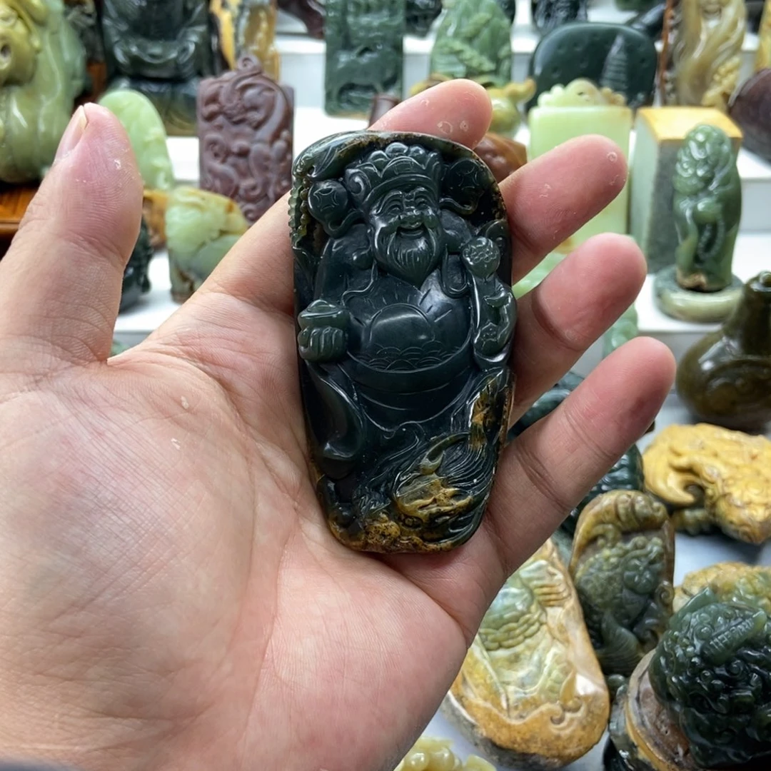 富***竹未镶嵌岫岩河磨玉（透闪石质玉）把件