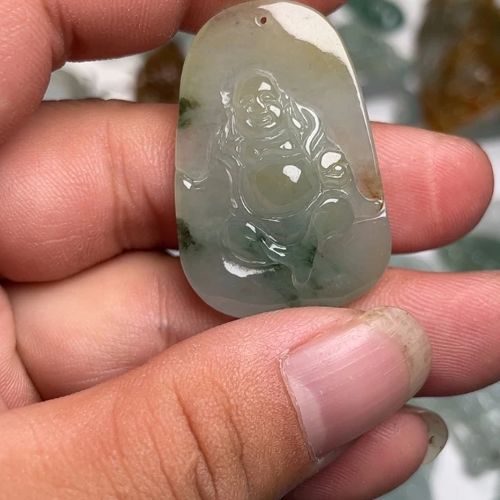 翡翠未镶嵌颈饰逍遥佛