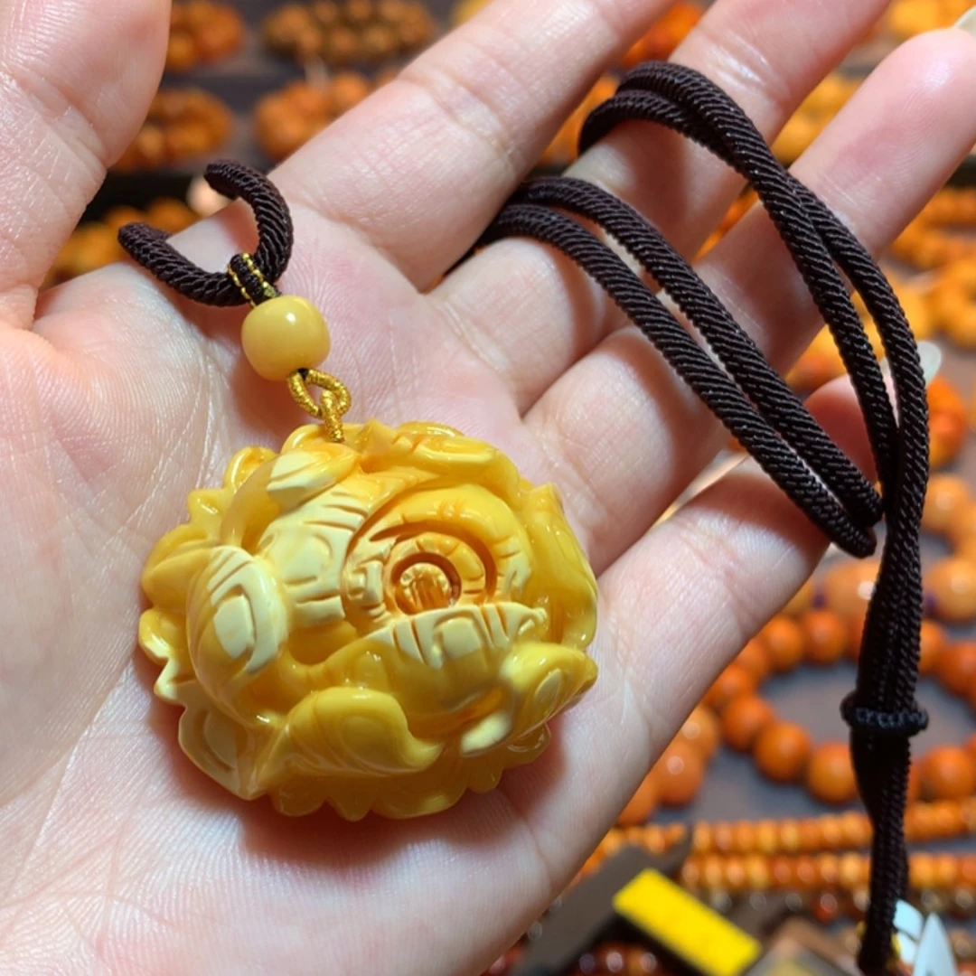 【闪购商品】蜜蜡吊坠(赠链)未镶嵌