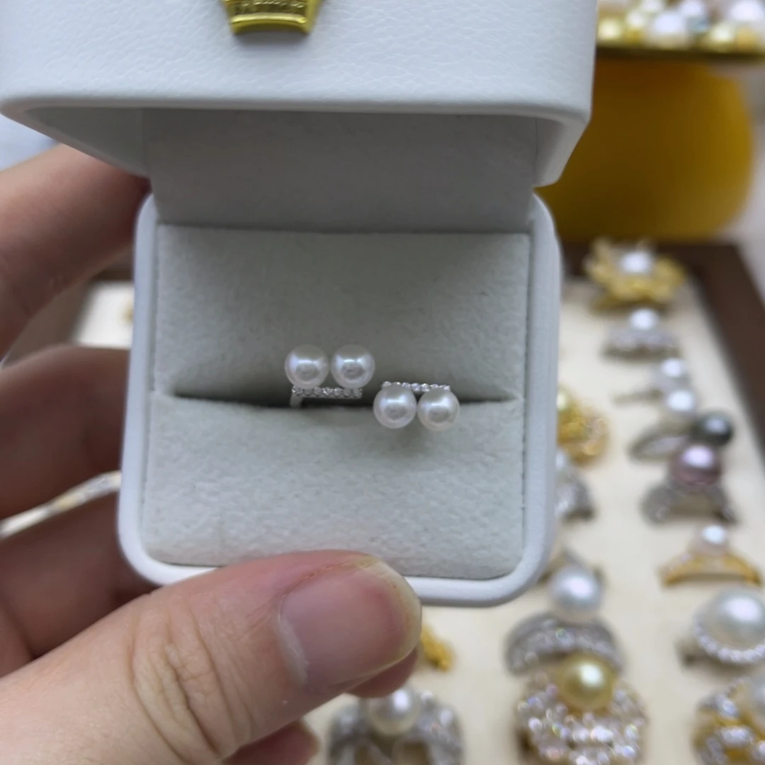 银S925镶嵌淡水珍珠戒指