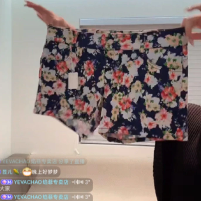 YEVACHAO福利短裤