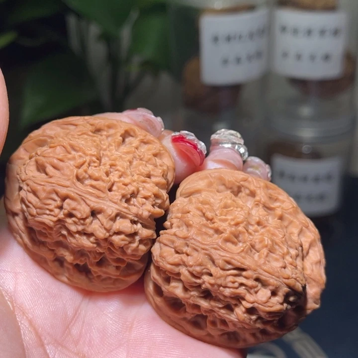 桃核把件孙*空            42