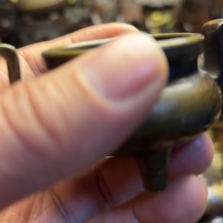 铜器摆件    点击下单