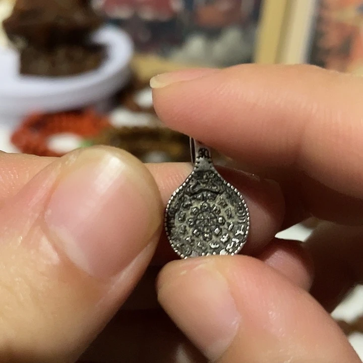 支巴扎925银福利侧挂