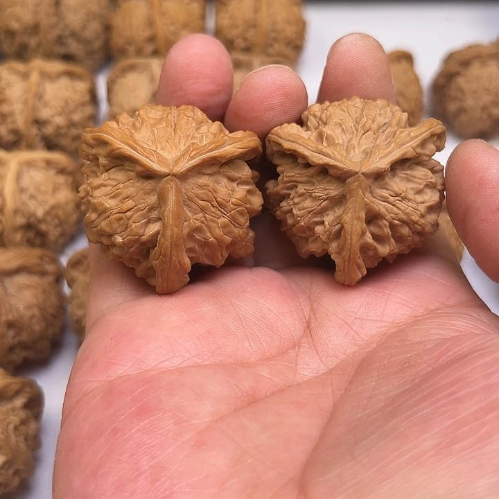 文玩核桃吊坠白*.我想要