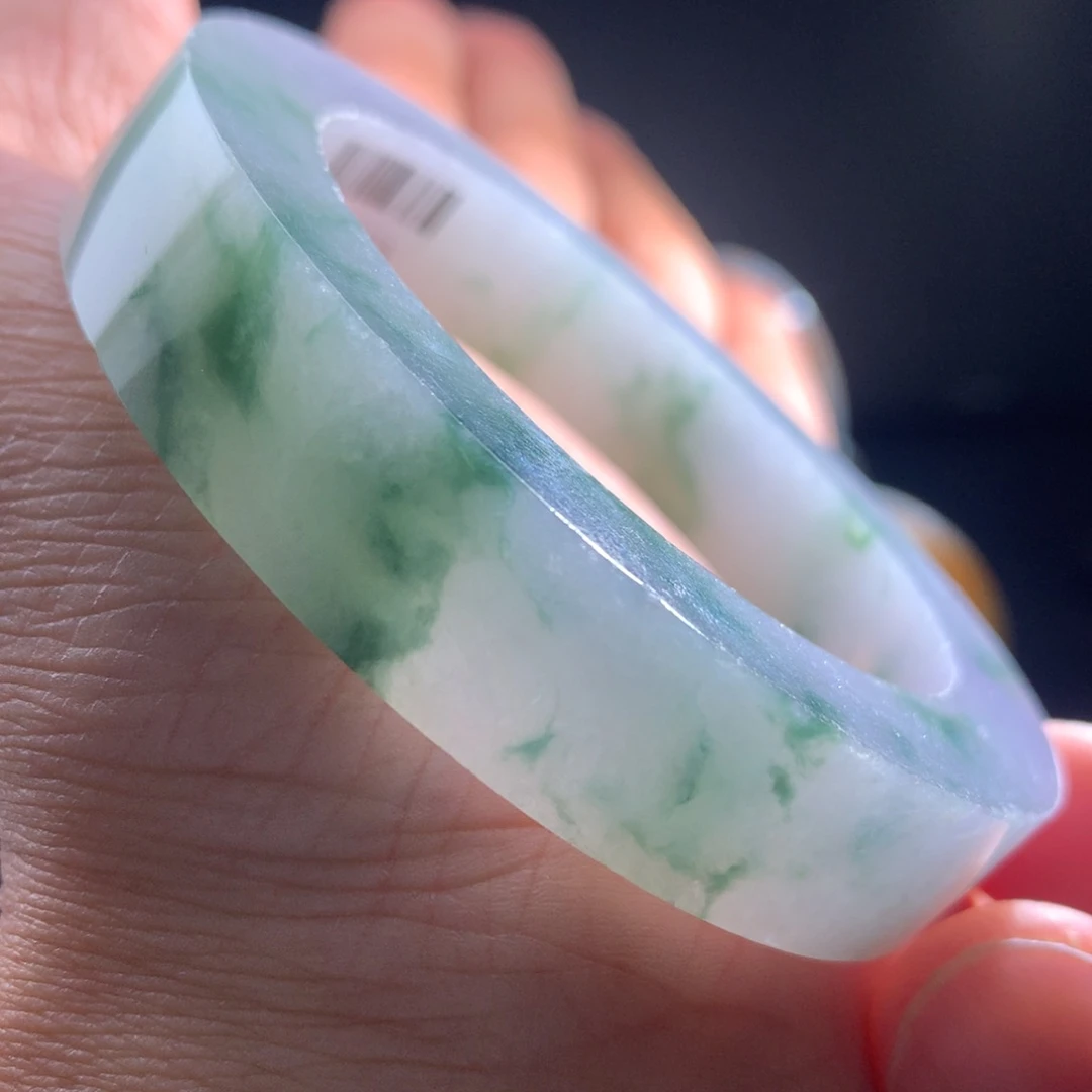 未镶嵌手镯定制翡翠