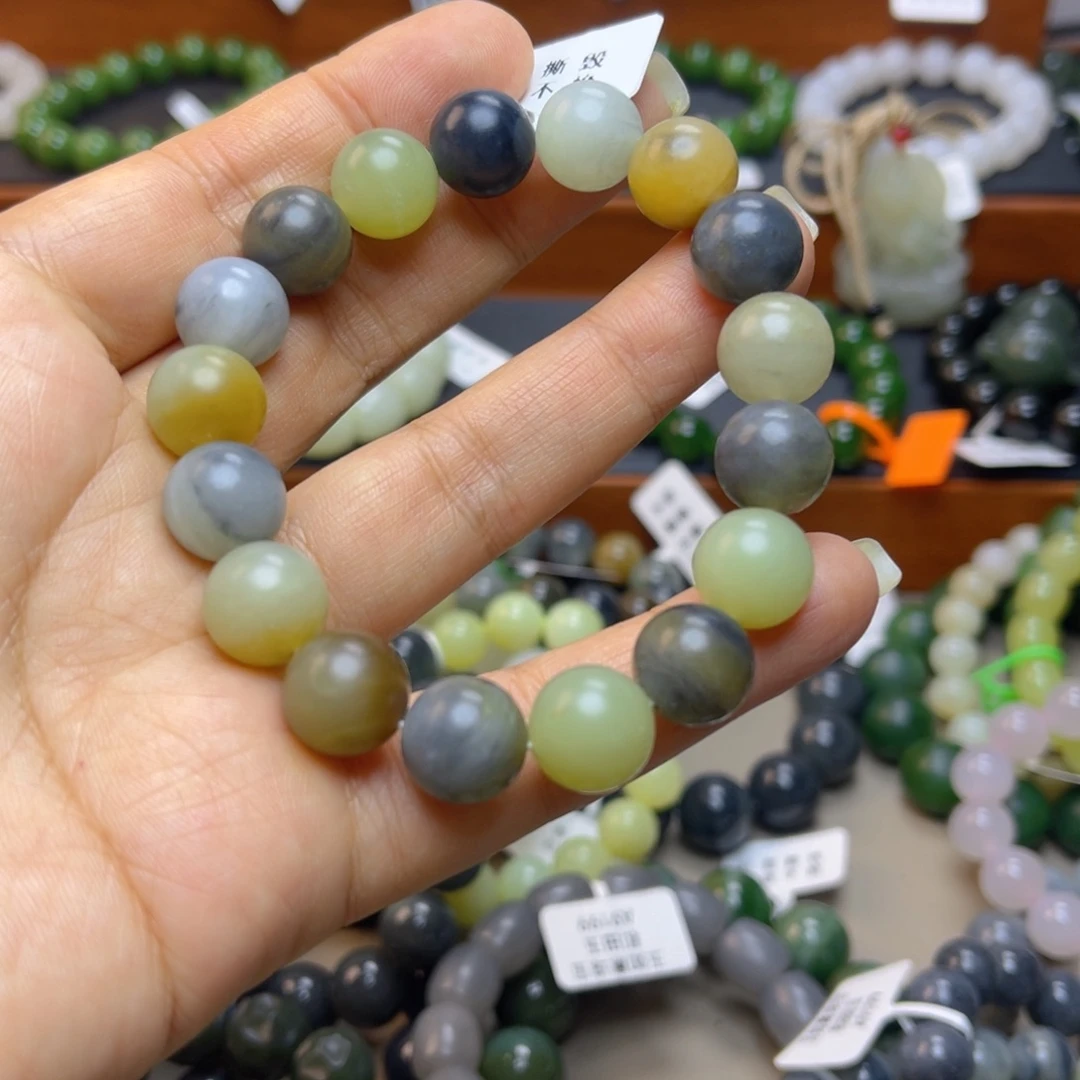 和田玉未镶嵌手链