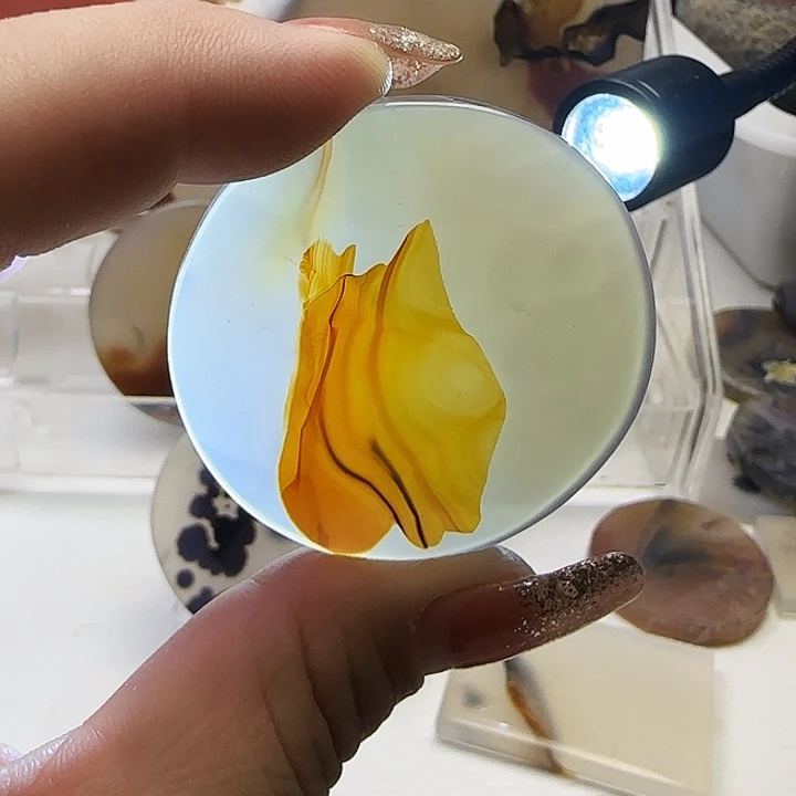 玛瑙/玉髓未镶嵌珠宝奇石