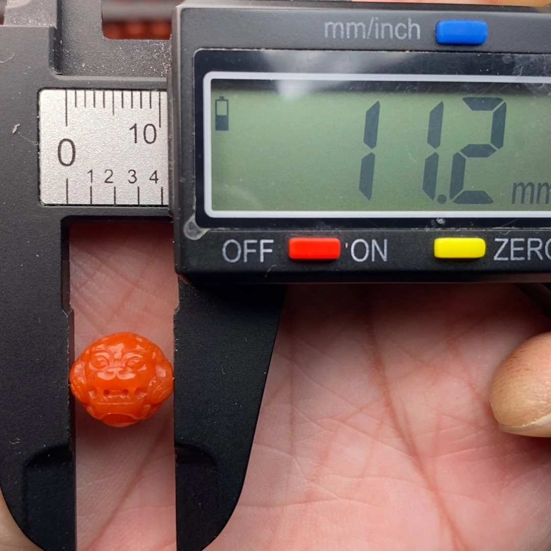 南红玛瑙配饰未镶嵌周*:微瑕