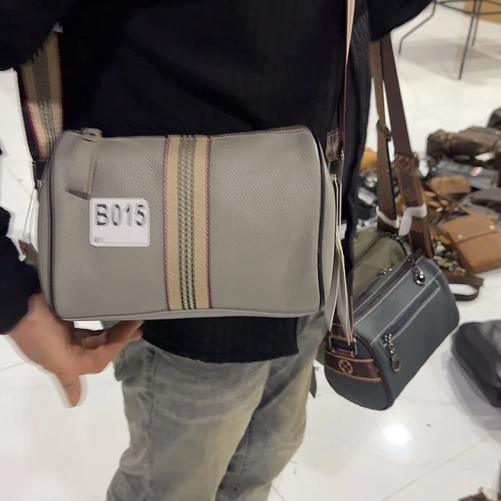 小牛皮（革）牛剖层皮革015