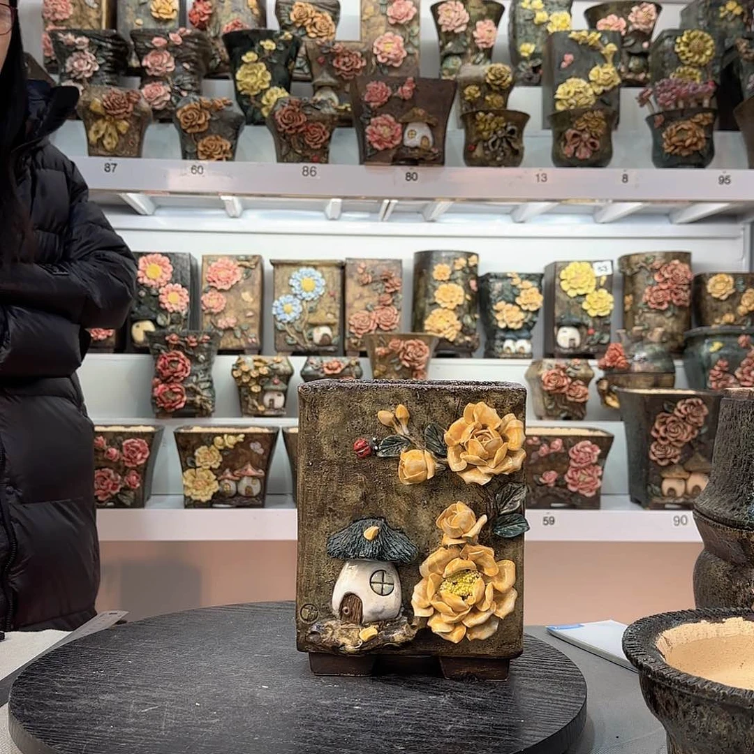 红陶久****?青默花器花盆