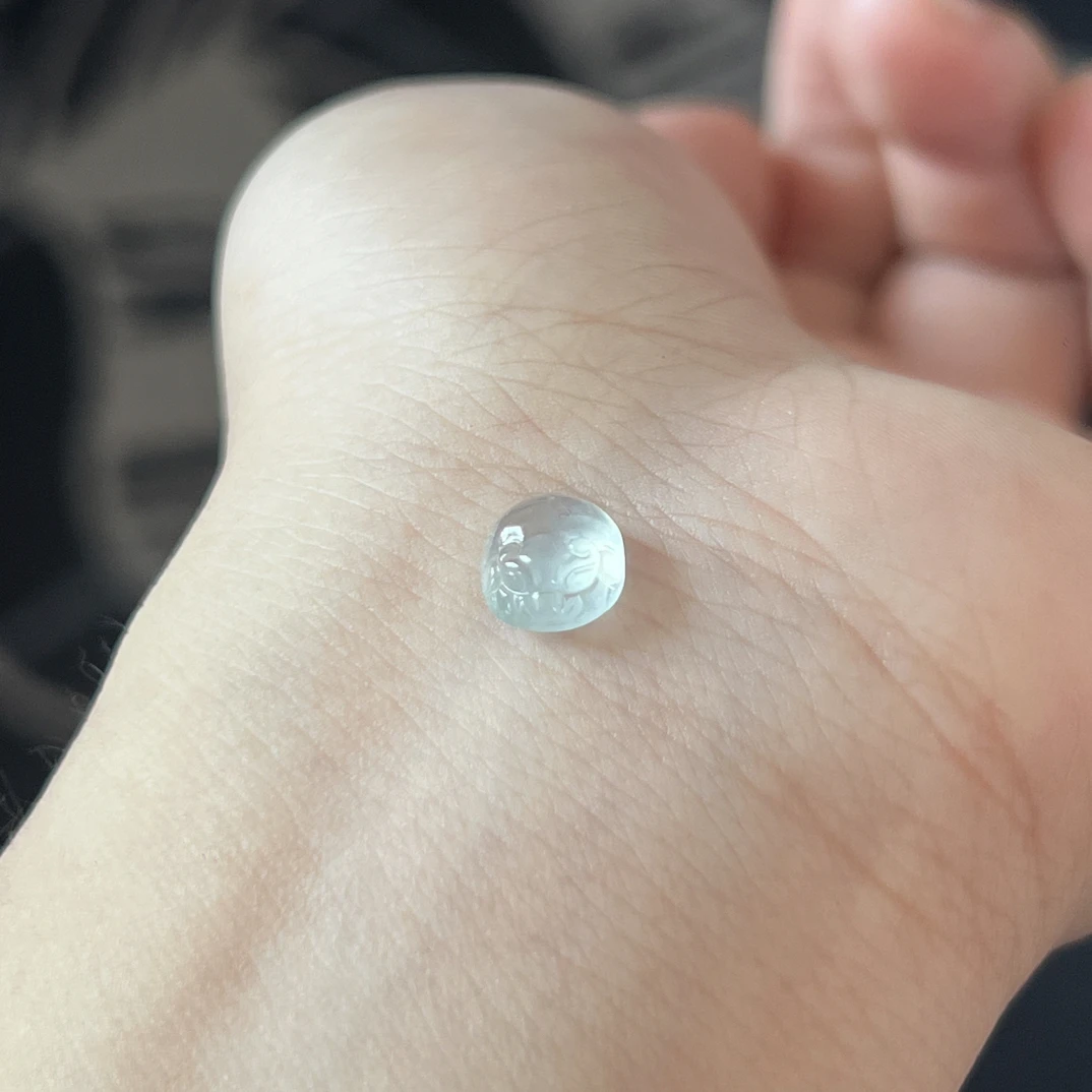 萍宝翡翠白冰三脚金蟾戒面