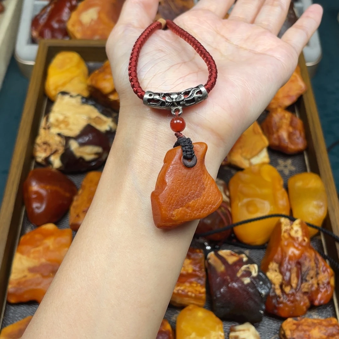 琥珀未镶嵌珠宝奇石