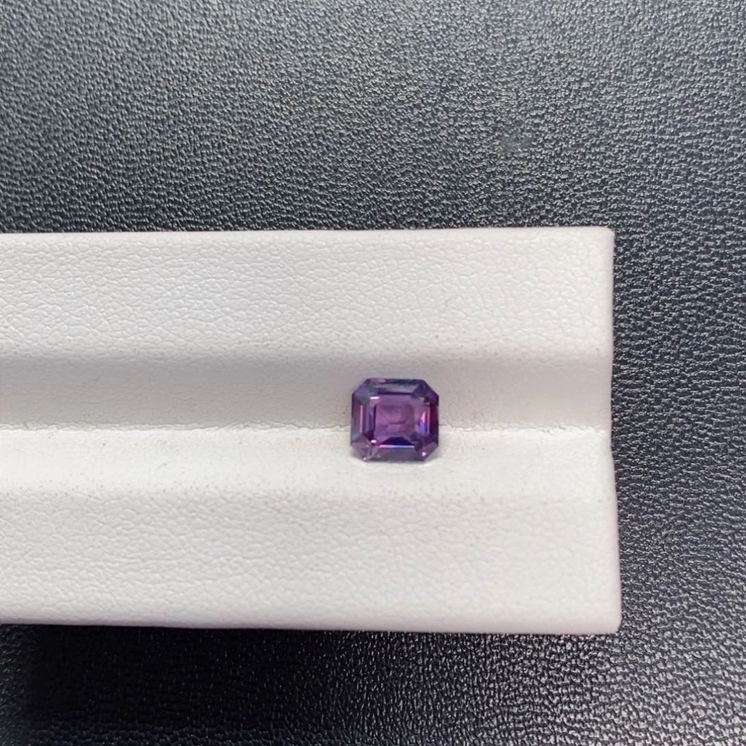 蓝宝石裸石未镶嵌1.6无烧