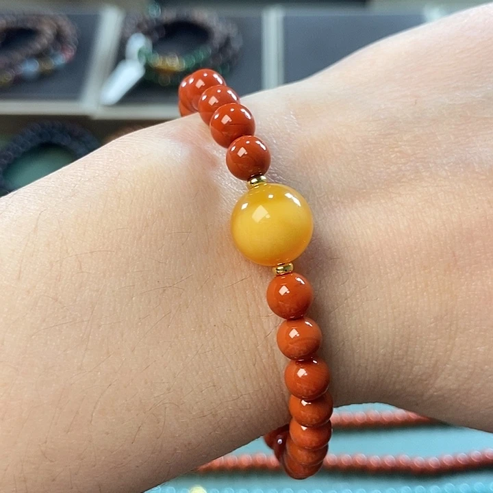 南红玛瑙手串未镶嵌