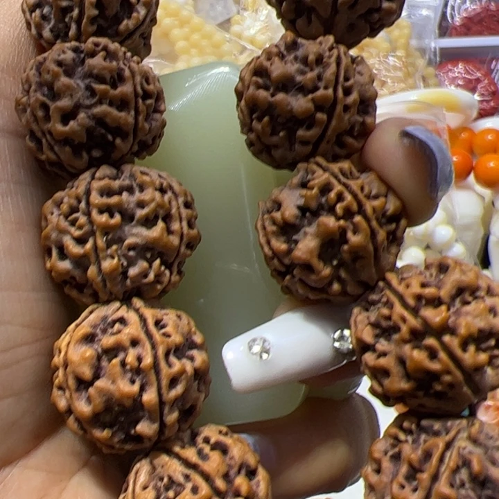 大果紫檀（缅甸花梨）新疆牌子