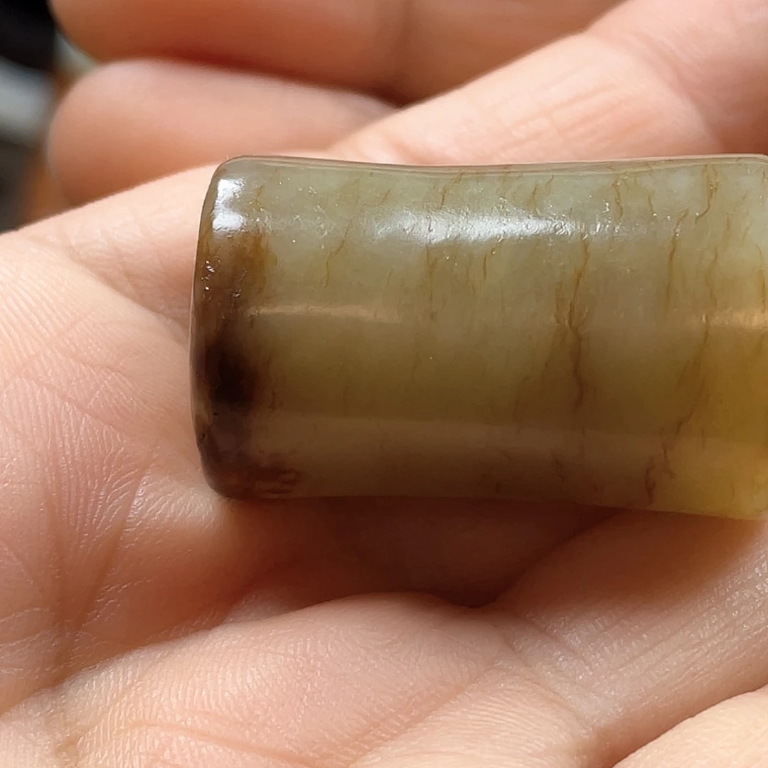 光***烂和田玉未镶嵌颈饰