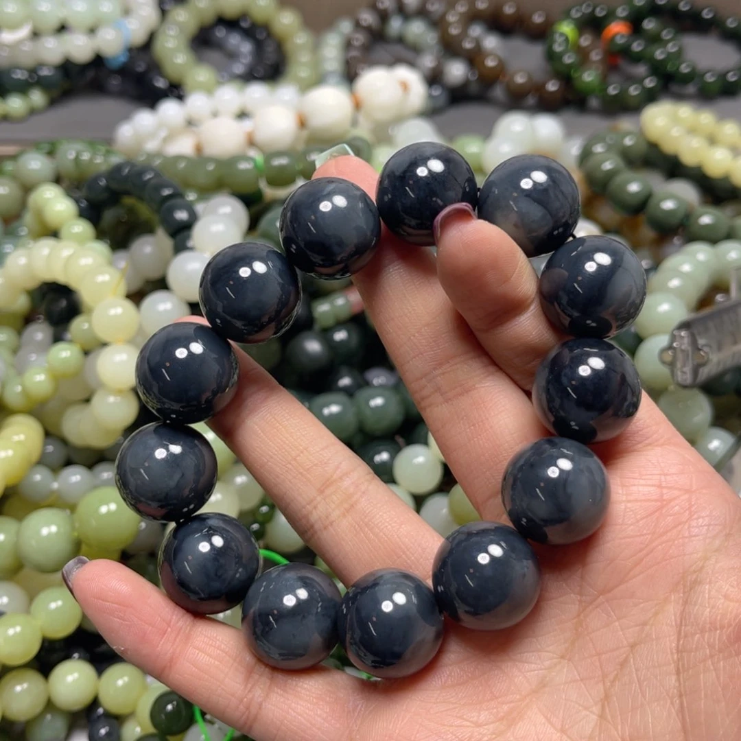 和田玉手链未镶嵌猪*鬛