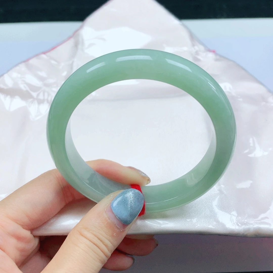 翡翠手镯未镶嵌翡翠手镯54