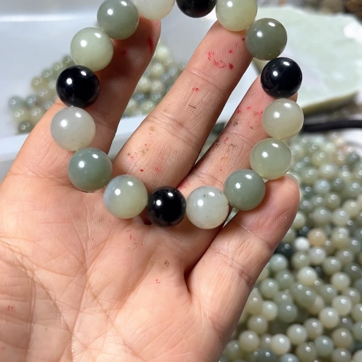 和田玉（糖玉）未镶嵌车挂