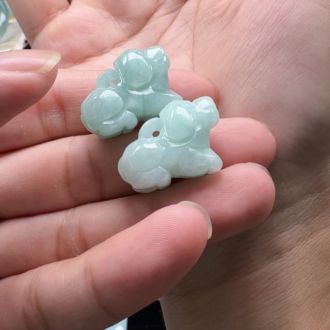 翡翠未镶嵌颈饰天然A货缅甸翡翠吊坠