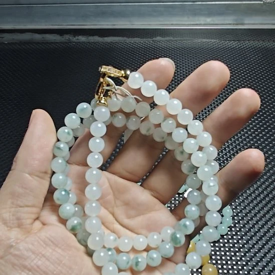 定制翡翠未镶嵌项链