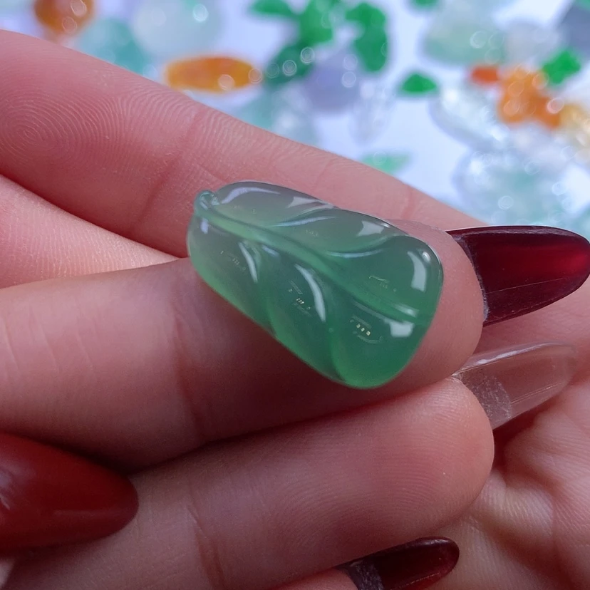 【闪购商品】翡翠颈饰未镶嵌缅甸