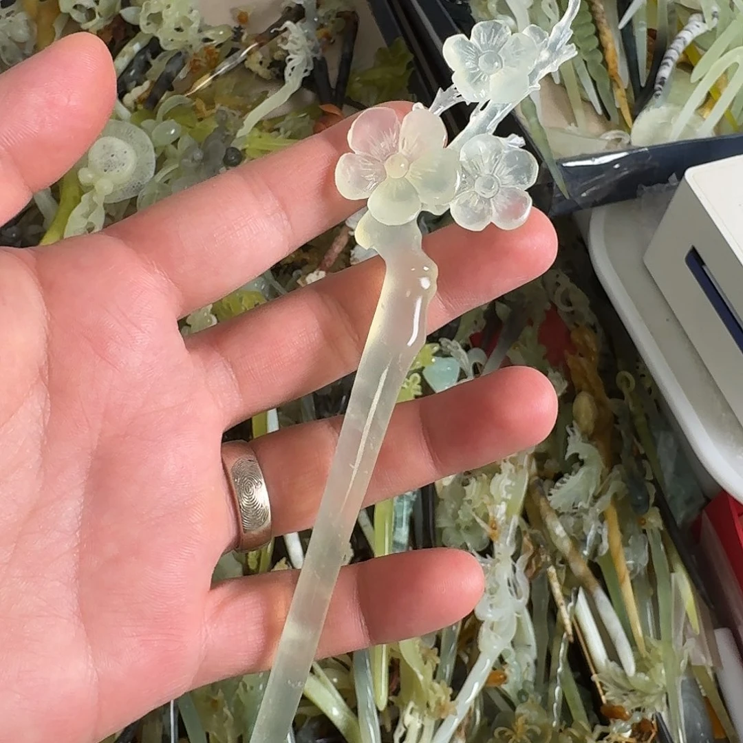 蛇纹石玉未镶嵌发饰