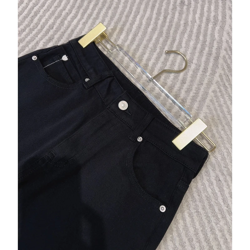 M1385 直筒裤！裤长92 显瘦百搭黑色牛仔裤  款号TT10304