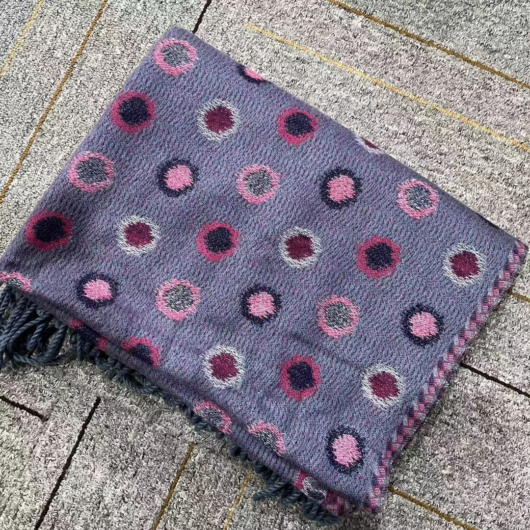 时尚百搭围巾C1510