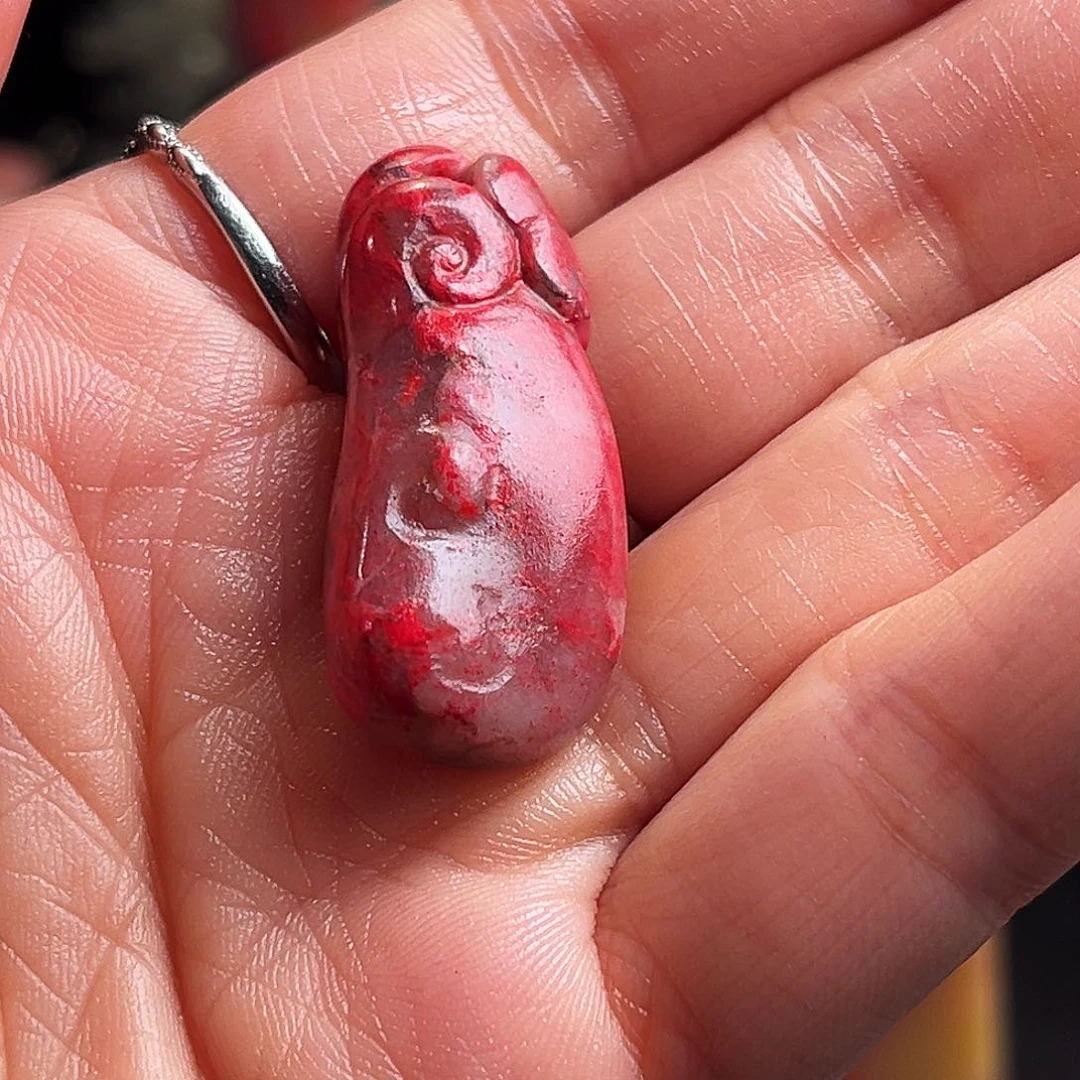 昌化石其他鸡血石挂件