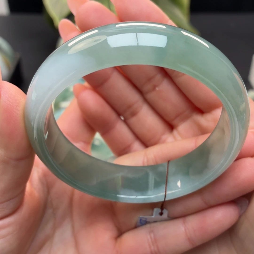 翡翠未镶嵌手镯天然